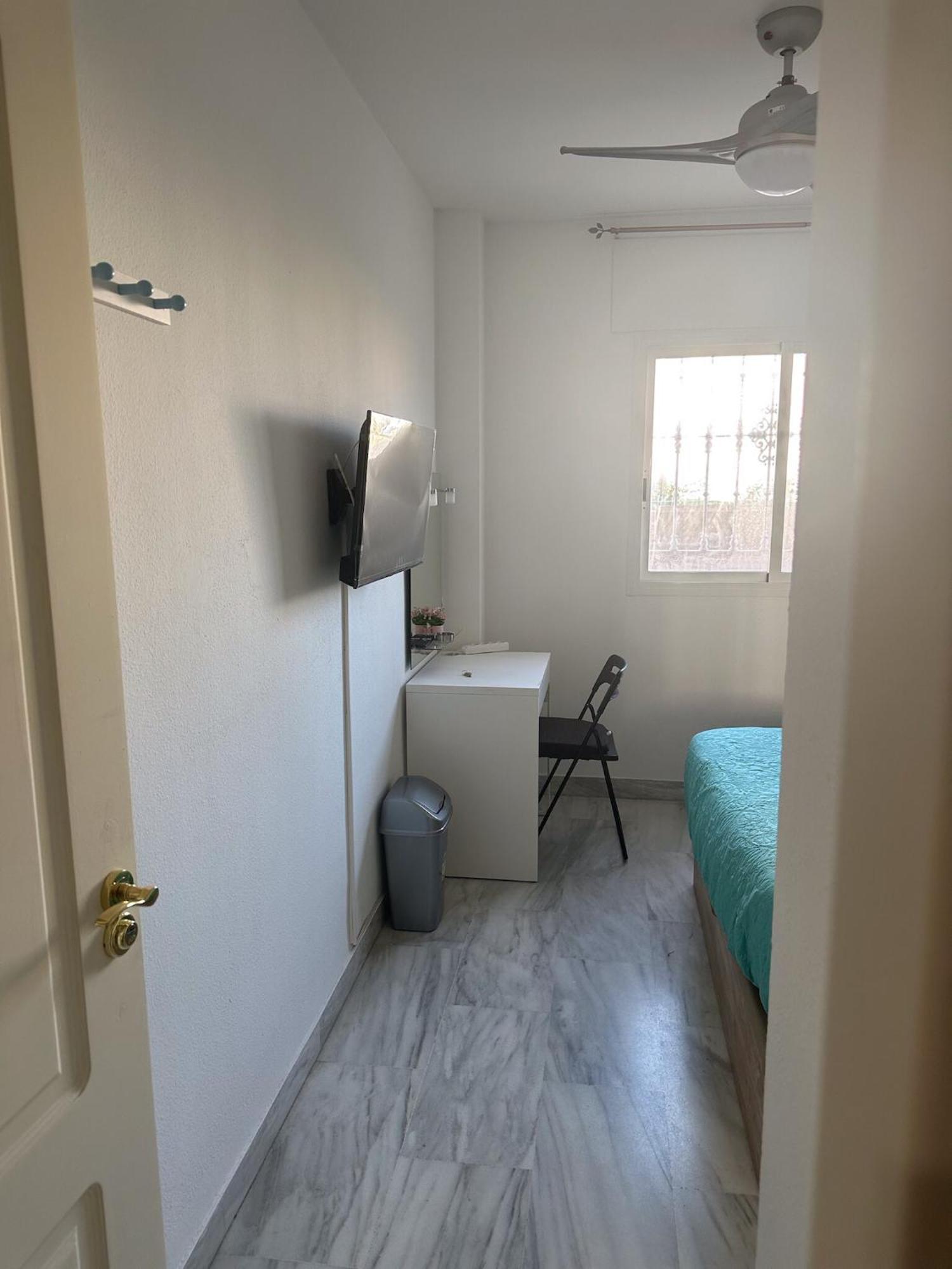 Torremolinos Habitaciones Privada En Apartamentos Compartidos Bagian luar foto