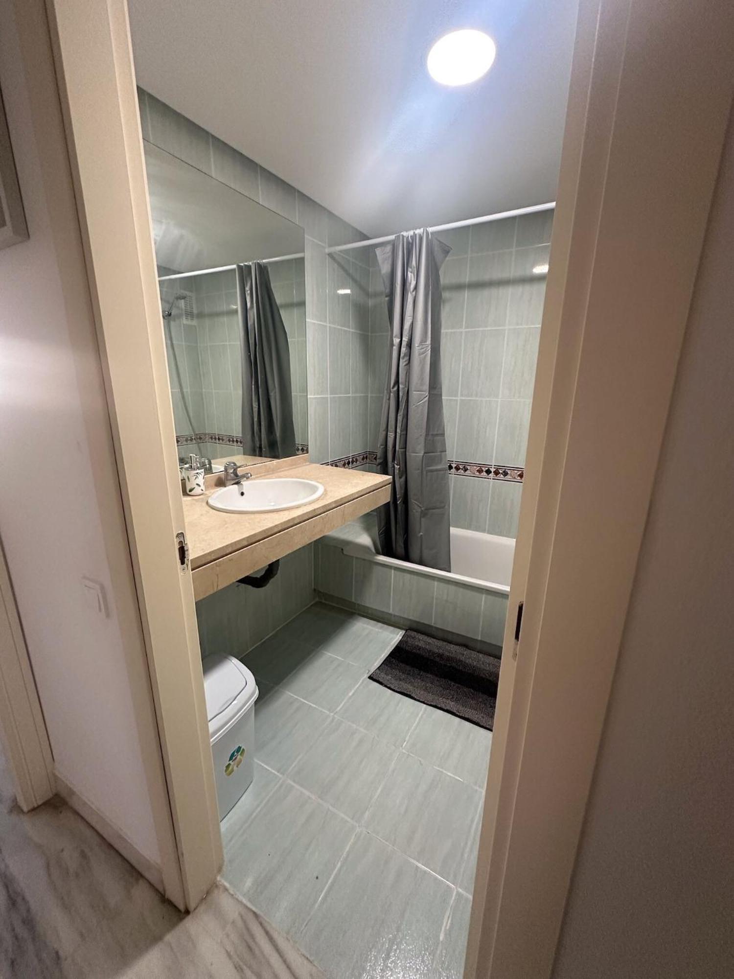 Torremolinos Habitaciones Privada En Apartamentos Compartidos Bagian luar foto