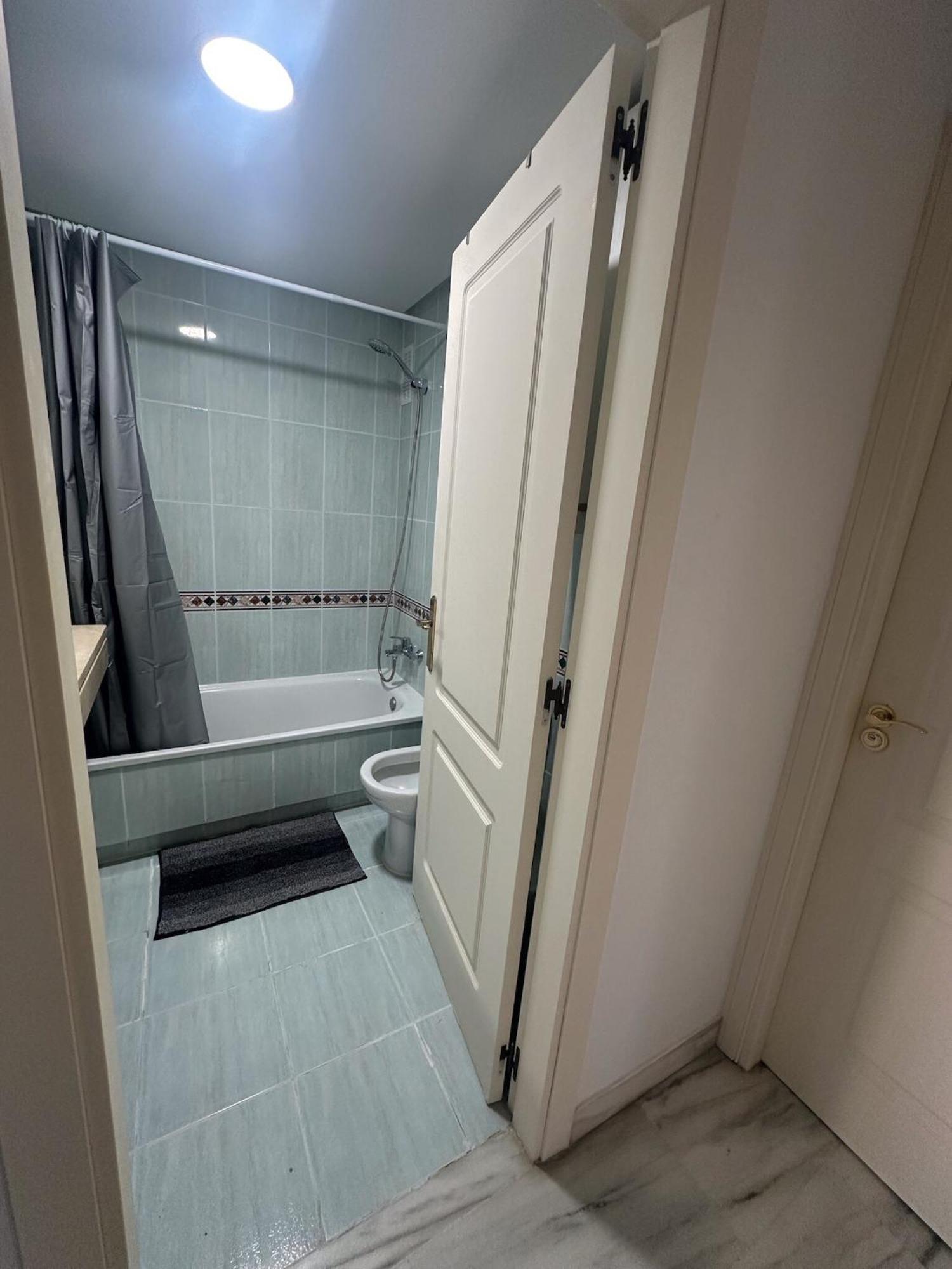 Torremolinos Habitaciones Privada En Apartamentos Compartidos Bagian luar foto