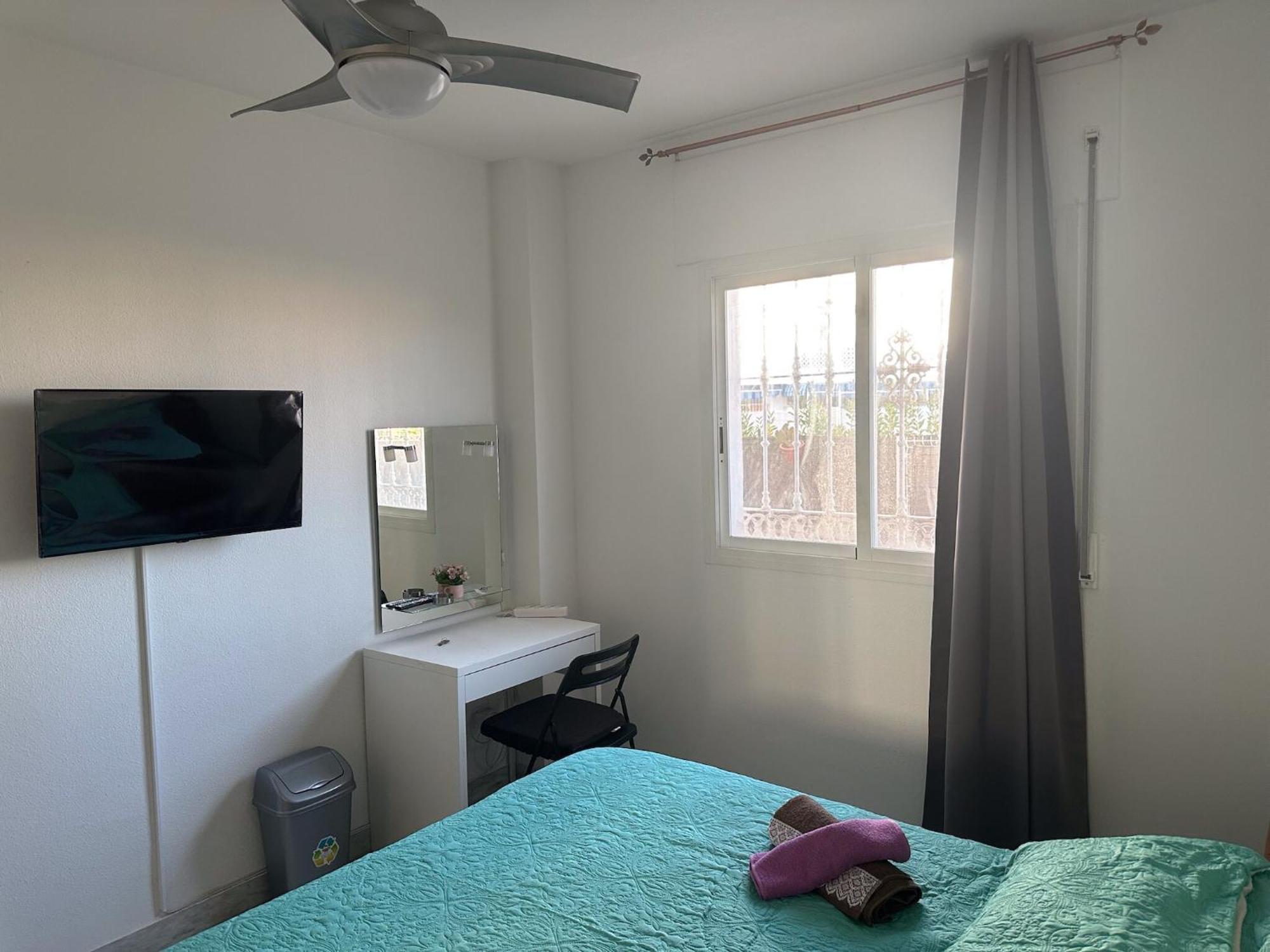 Torremolinos Habitaciones Privada En Apartamentos Compartidos Ruang foto