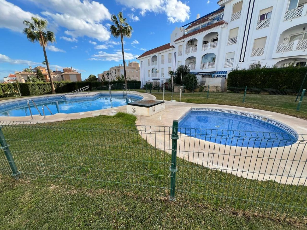 Torremolinos Habitaciones Privada En Apartamentos Compartidos Bagian luar foto