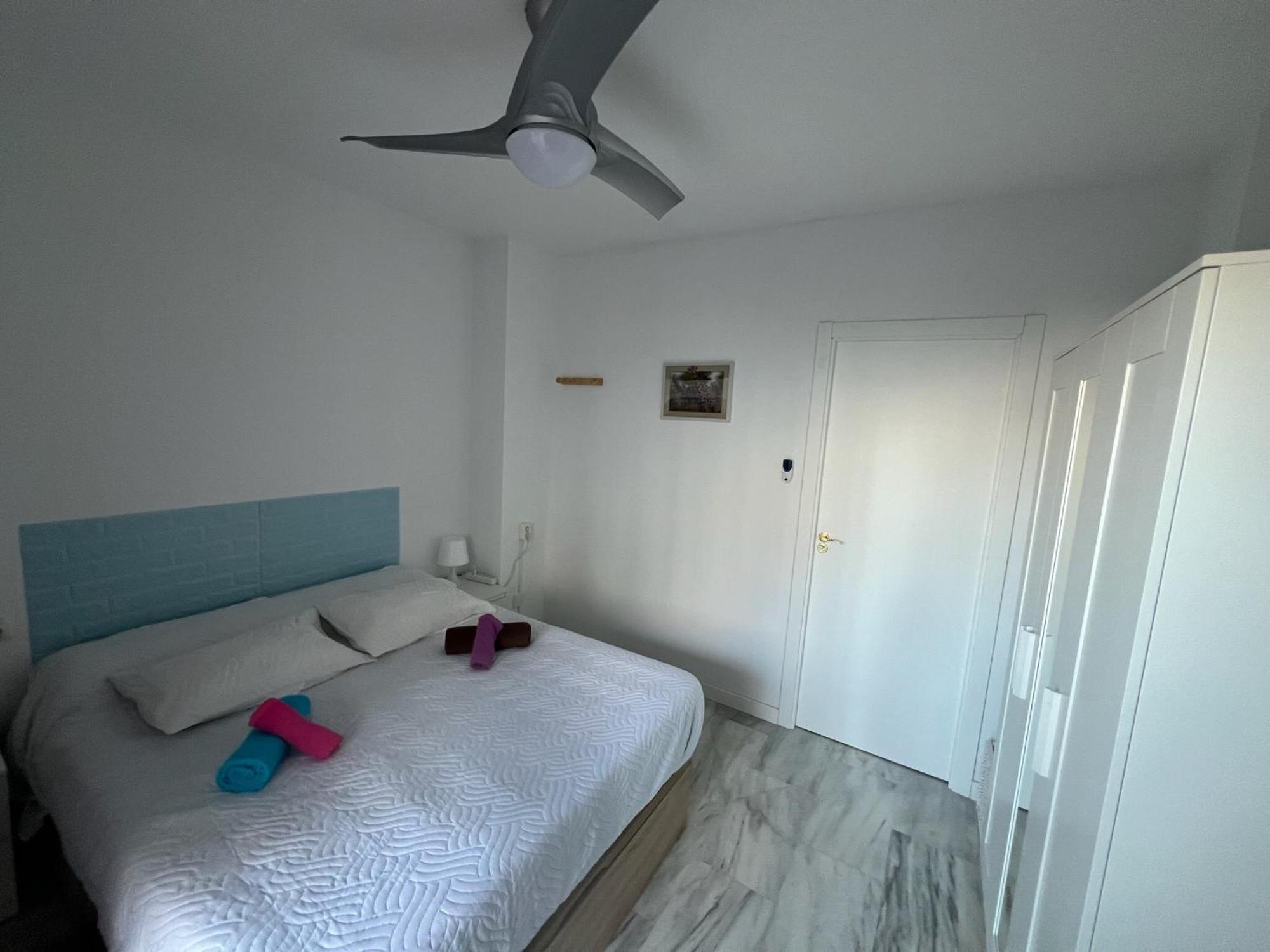 Torremolinos Habitaciones Privada En Apartamentos Compartidos Ruang foto