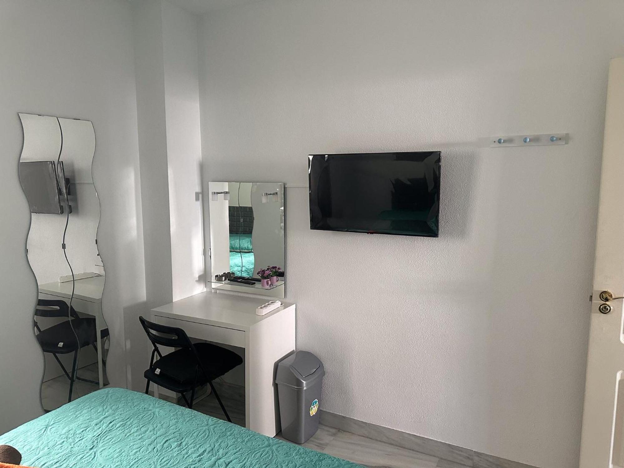 Torremolinos Habitaciones Privada En Apartamentos Compartidos Ruang foto